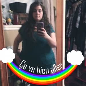 Meet your Posher, Claudia